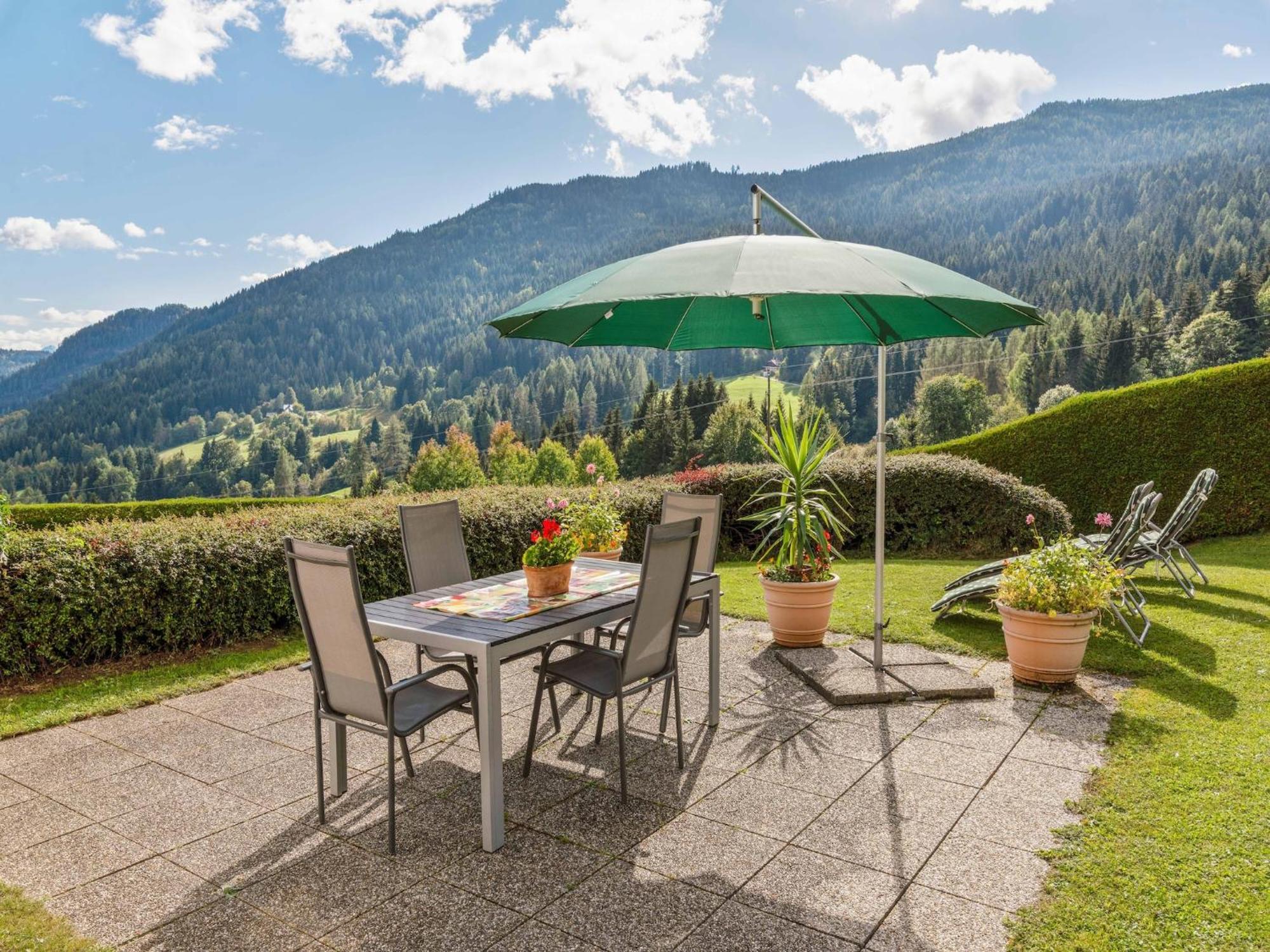 Cozy Apartment In Afritz Am See Near Gerlitzen Ski Area 외부 사진