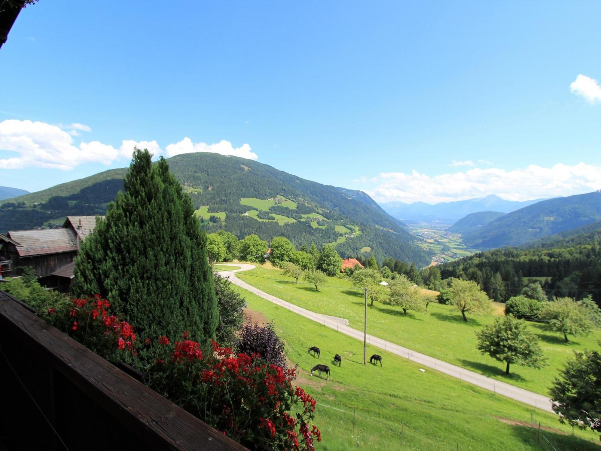 Cozy Apartment In Afritz Am See Near Gerlitzen Ski Area 외부 사진