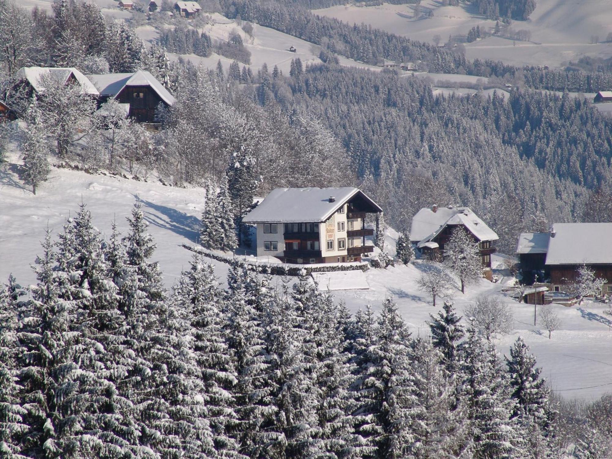 Cozy Apartment In Afritz Am See Near Gerlitzen Ski Area 외부 사진
